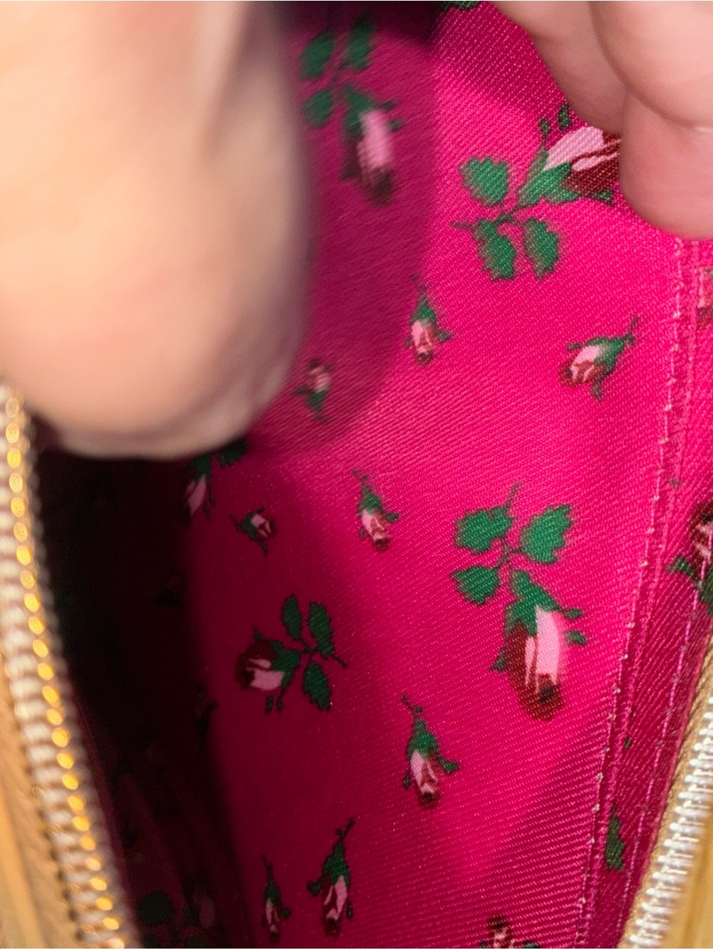 Betsey Johnson Red Glitter Pizza Slice Wristlet - Beige & Cream - Picture 9 of 9